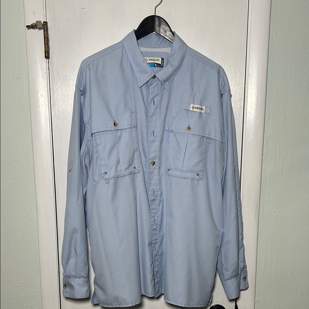 Magellan Outdoors Blue Casual Button Down Shirt